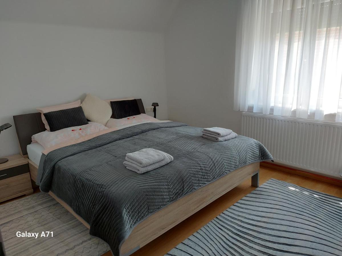 Ferienhaus Kaethe Klagenfurt am Woerthersee Esterno foto